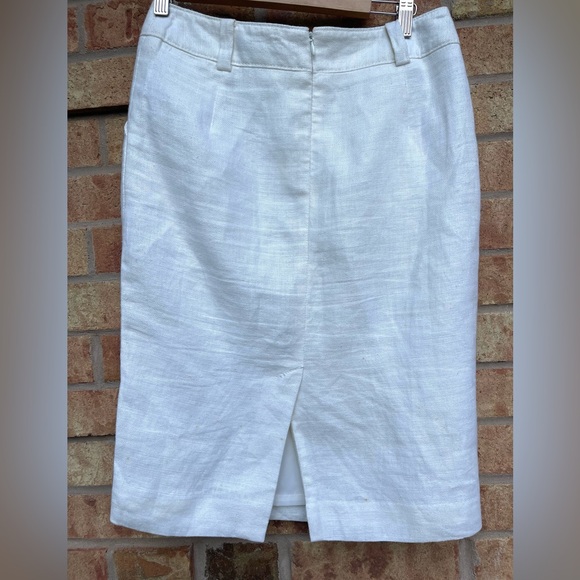 Banana Republic linen pencil skirt - Picture 2 of 3